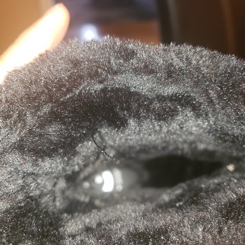 Too Small - Picture 2 of 2